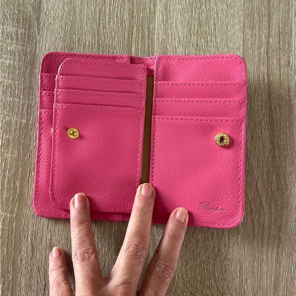 NWOT … BUXTON Card Holder / Wallet - Picture 4 of 4